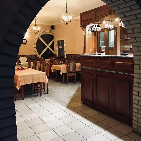 Napsugar Panzio Panzió Gyula